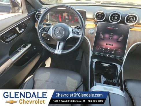Used 2025 Mercedes-Benz C 300 Sedan image 23