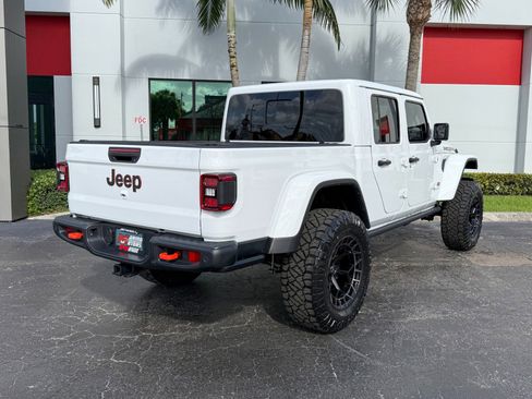 Used 2024 Jeep Gladiator Mojave image 18