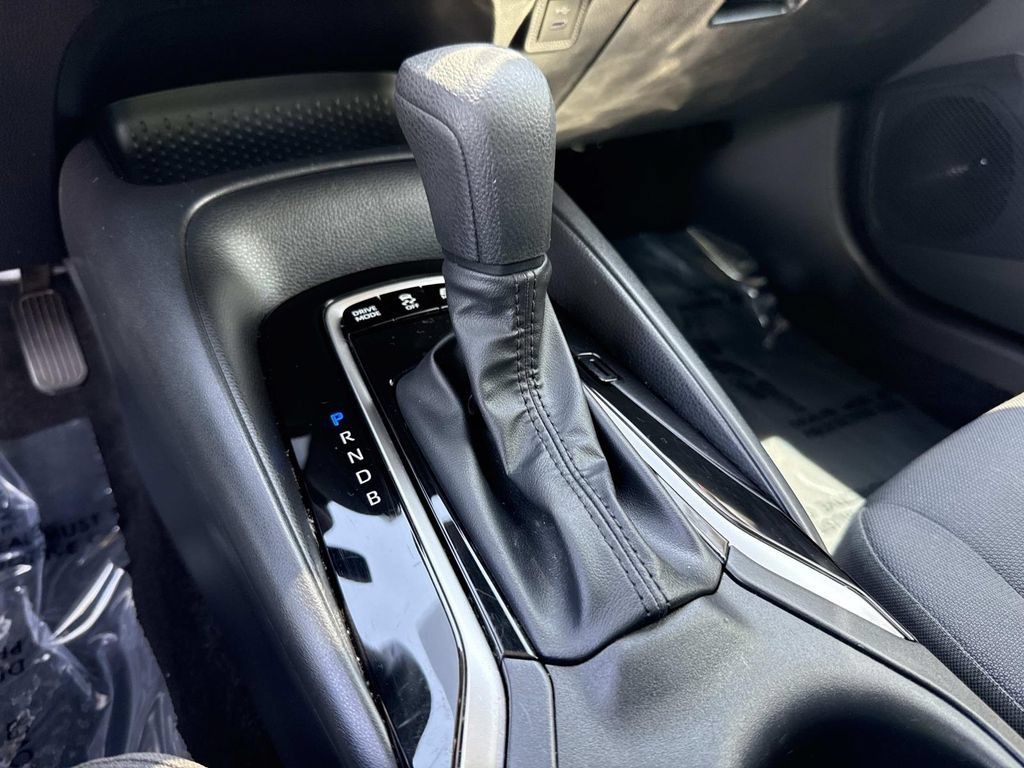 Used 2023 Toyota Corolla LE FWD image 29