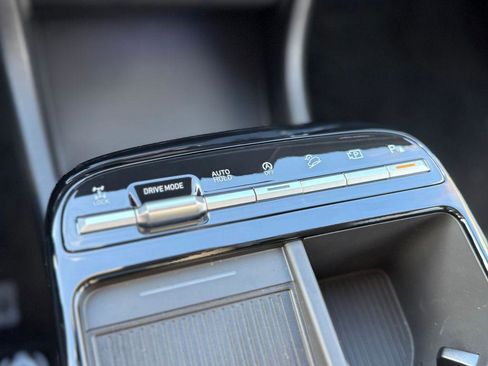 New 2026 Hyundai Tucson Limited image 19