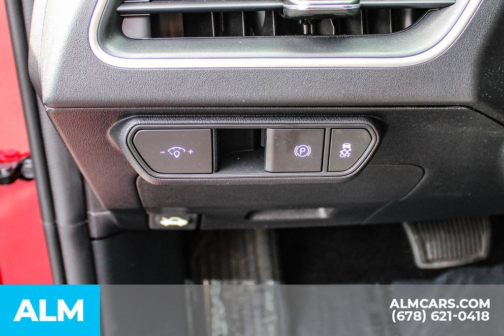 Used 2025 Kia K4 FWD image 26