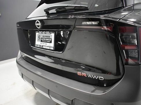 Certified 2025 Nissan Kicks SR image 12