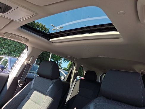 Used 2025 Honda CR-V EX image 13