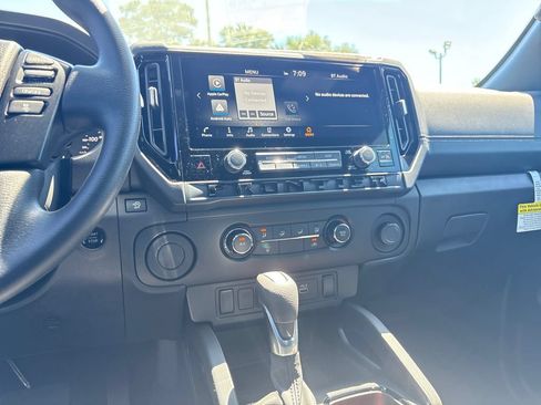 New 2026 Nissan Frontier SV w/ Tow Package RWD image 15