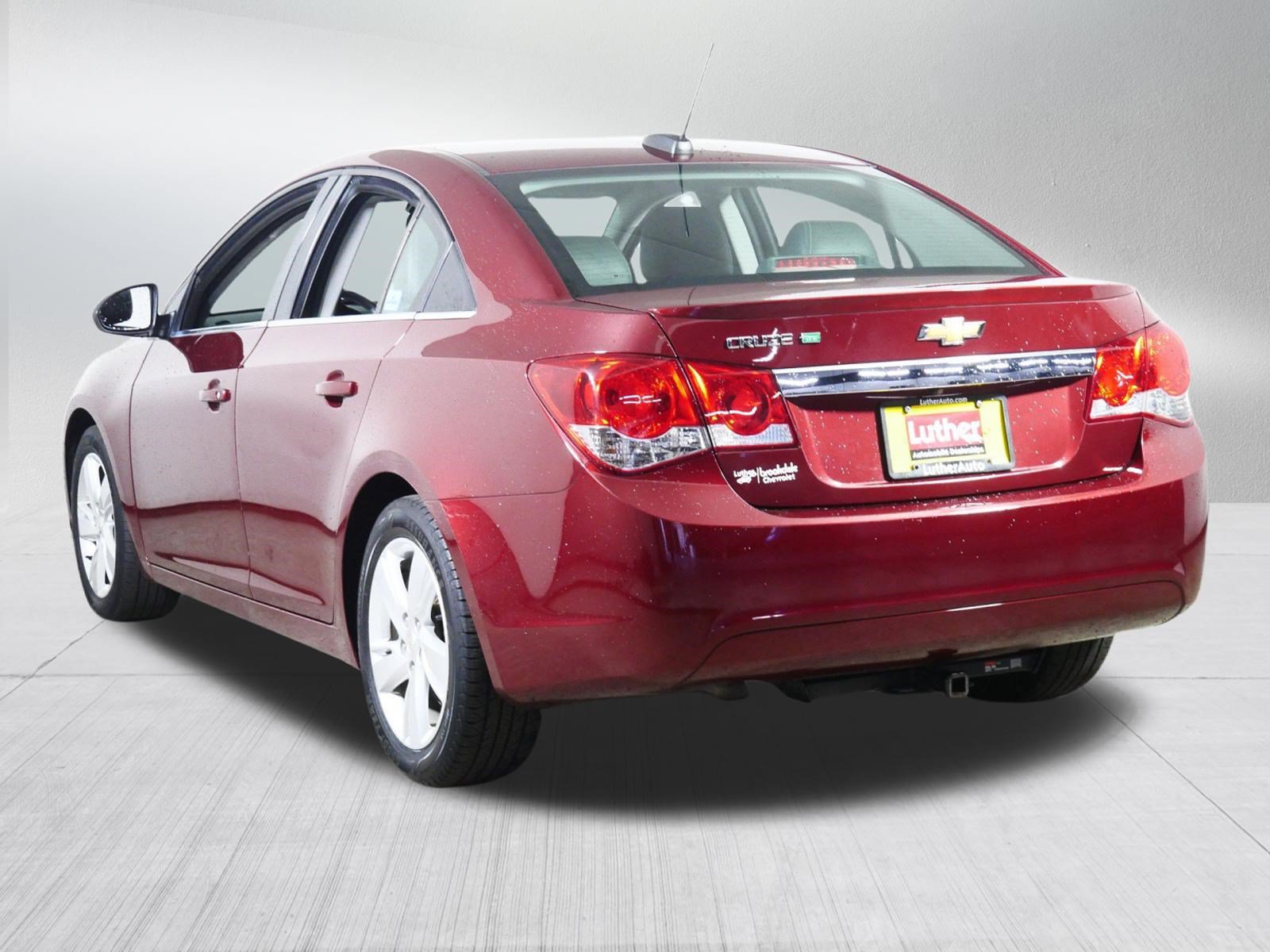 Used 2015 Chevrolet Cruze Diesel FWD image 5