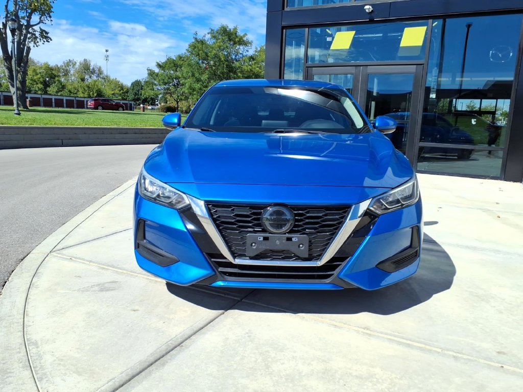 Used 2021 Nissan Sentra SV FWD image 2