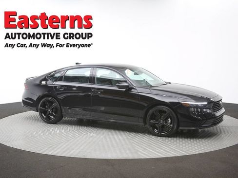Used 2025 Honda Accord Sport image 47