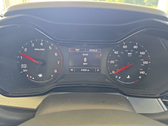 Used 2025 Chevrolet Trax LS FWD image 17