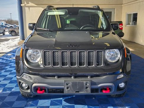 Used 2023 Jeep Renegade Trailhawk image 2