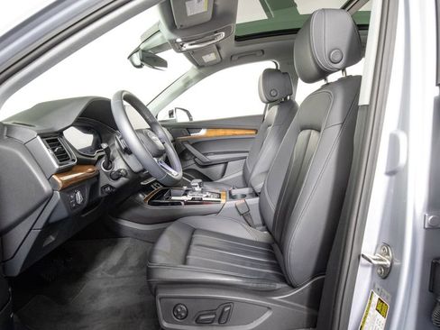 Used 2023 Audi Q5 2.0T Premium Plus AWD/4WD image 9