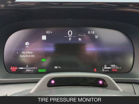 Used 2025 Toyota Crown Signia w/ Advanced Technology Package AWD/4WD image 20