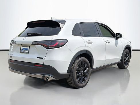 Used 2024 Honda HR-V Sport image 5