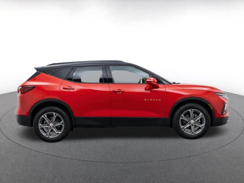 Used 2025 Chevrolet Blazer LT FWD image 10