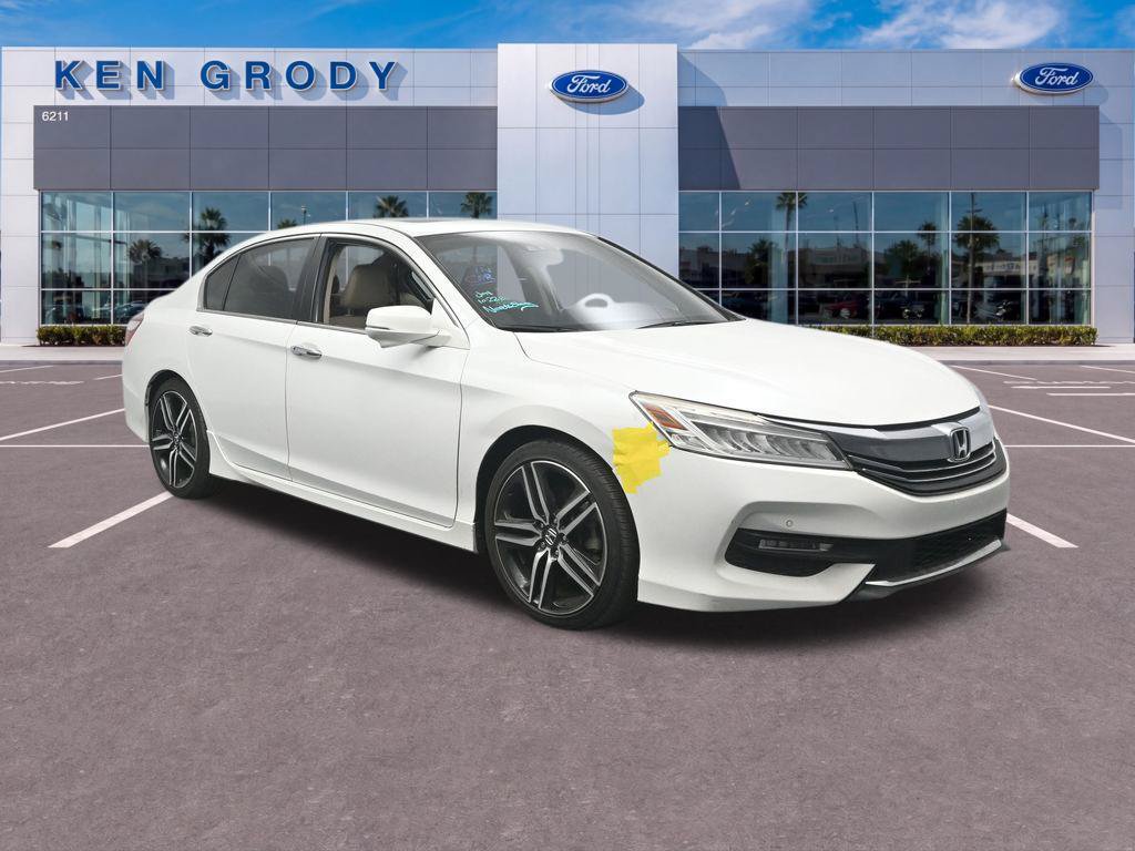 Used 2016 Honda Accord Touring image 19