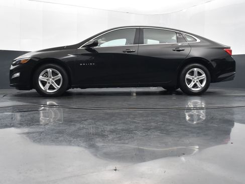 Used 2021 Chevrolet Malibu LS image 36