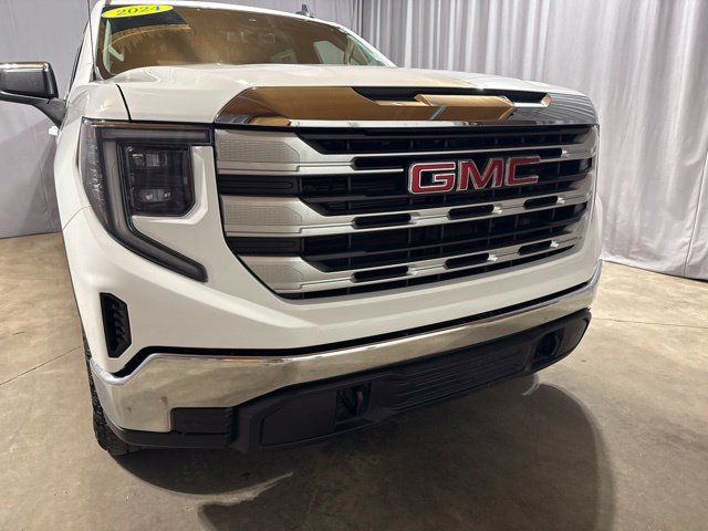 Used 2024 GMC Sierra 1500 SLE AWD/4WD image 14