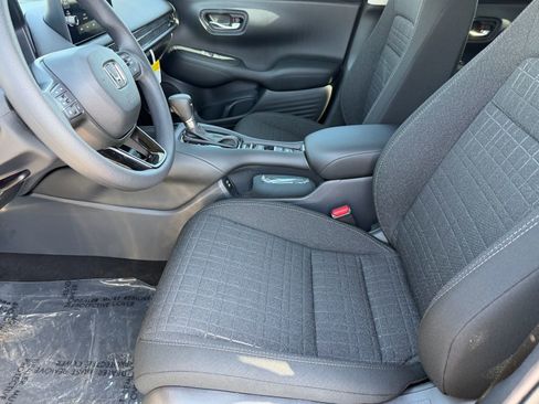 New 2026 Honda HR-V LX image 18