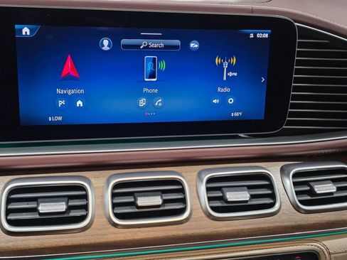 Used 2025 Mercedes-Benz Maybach GLS 600 4MATIC image 14