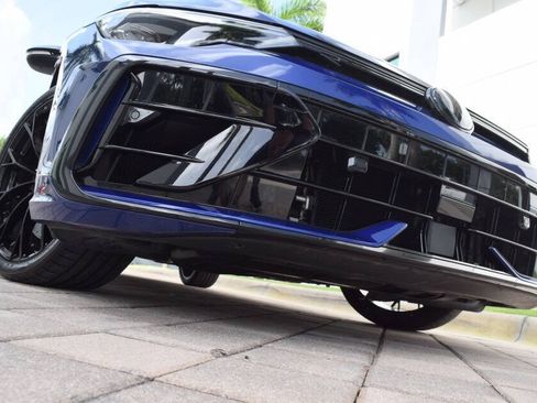Used 2025 Volkswagen Golf R Black Edition AWD/4WD image 13