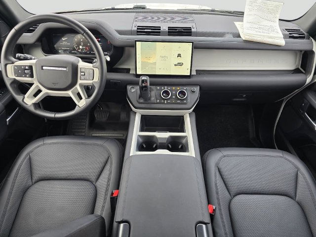 Used 2025 Land Rover Defender 110 S AWD/4WD image 17