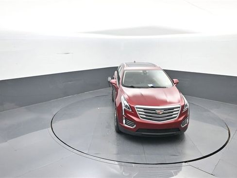 Used 2018 Cadillac XT5 Luxury w/ Driver Awareness Package image 20