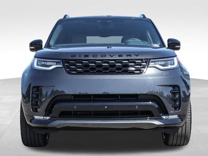 New 2026 Land Rover Discovery Dynamic SE