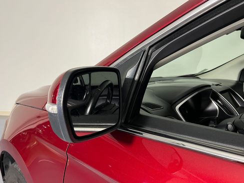 Used 2016 Ford Edge SEL image 23