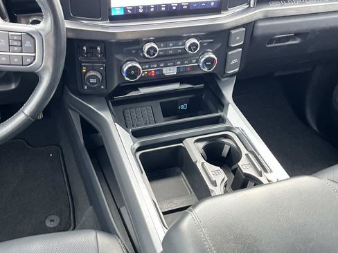 Used 2024 Ford F250 Lariat w/ Sport Appearance Package image 14