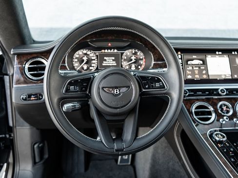 Used 2023 Bentley Continental GT Speed image 31