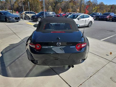New 2025 MAZDA MX-5 Miata Grand Touring image 4