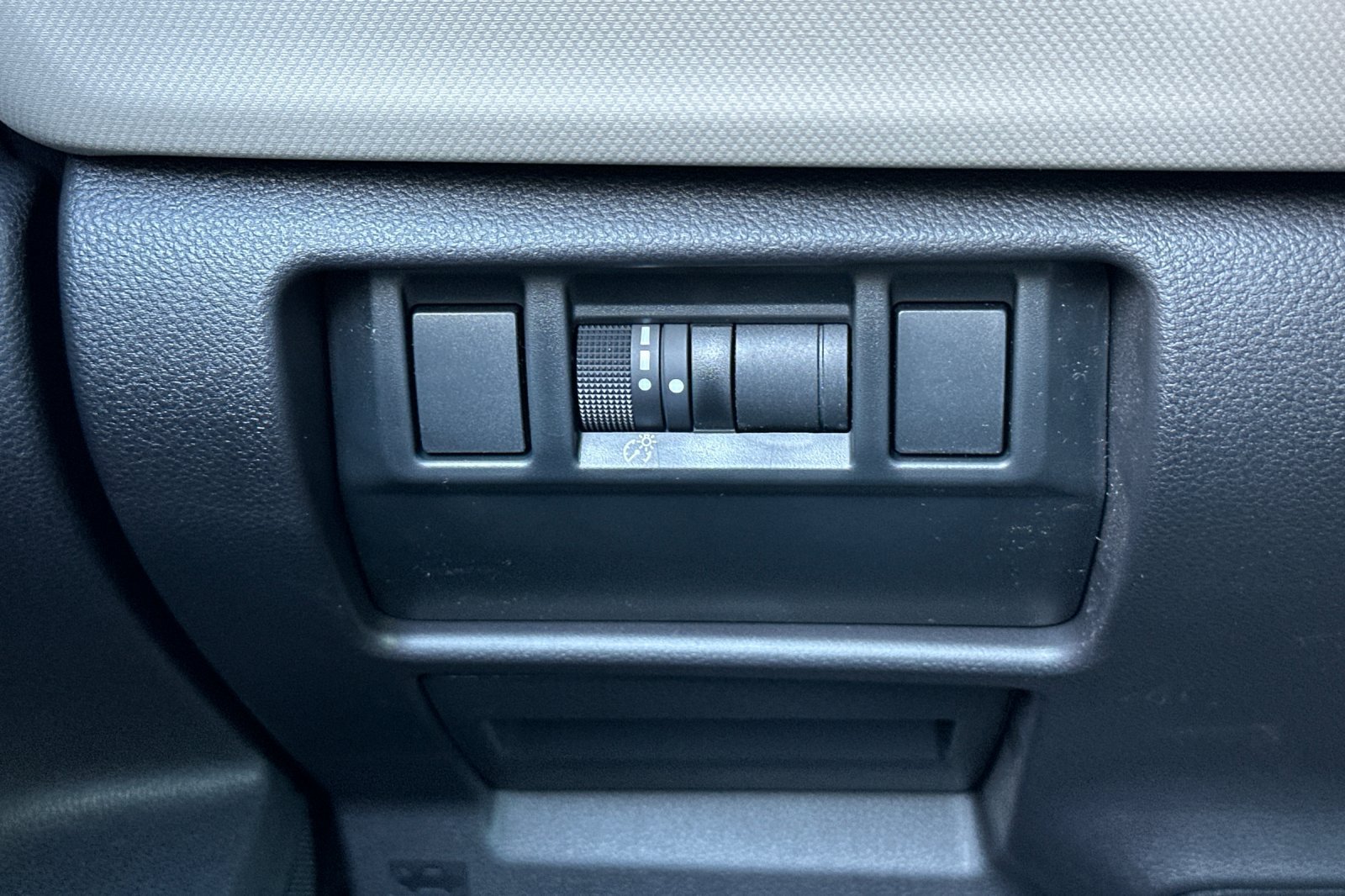 New 2026 Subaru Forester Premium AWD/4WD image 30