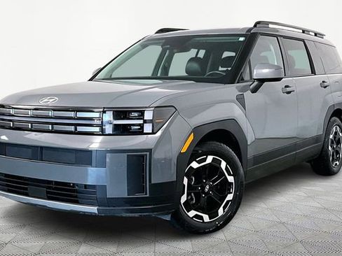 Used 2024 Hyundai Santa Fe SEL image 2