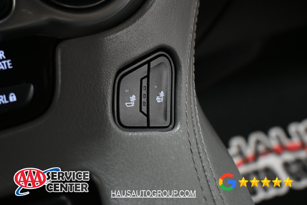 Used 2019 Chevrolet Suburban LT AWD/4WD image 36