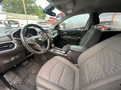 Used 2021 Chevrolet Equinox LT image 14