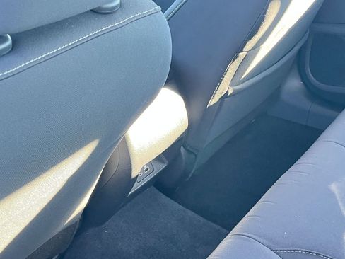 Used 2025 Nissan Altima 2.5 SV image 24