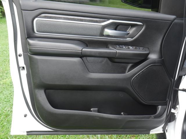 Used 2022 RAM 1500 Big Horn AWD/4WD image 12