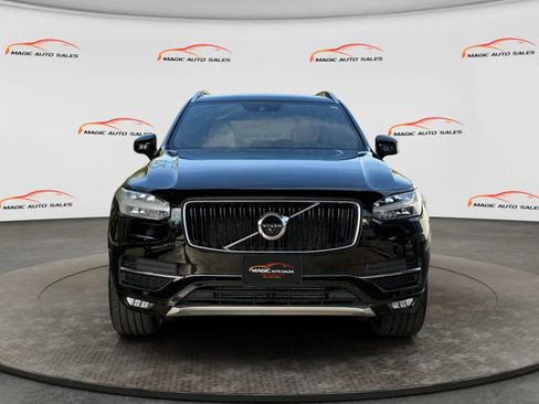 Used 2018 Volvo XC90 T5 Momentum w/ Convenience Package AWD/4WD image 3