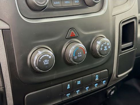 Used 2016 RAM 2500 Tradesman w/ Chrome Appearance Group image 16