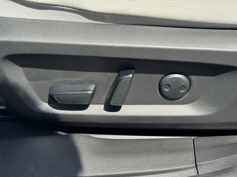 New 2025 Mitsubishi Outlander AWD image 26