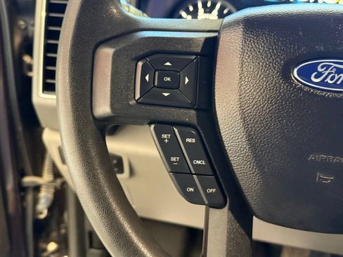 Used 2018 Ford F150 XLT AWD/4WD image 27