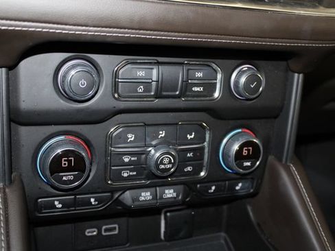 Used 2022 Chevrolet Tahoe LT AWD/4WD image 20