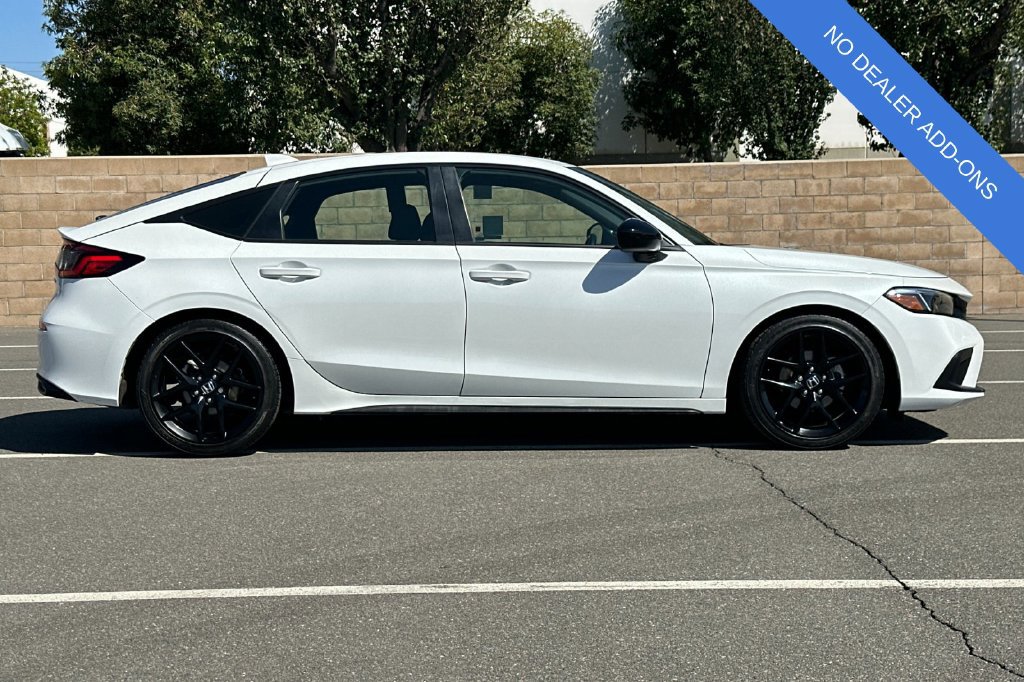 Used 2023 Honda Civic Sport image 3
