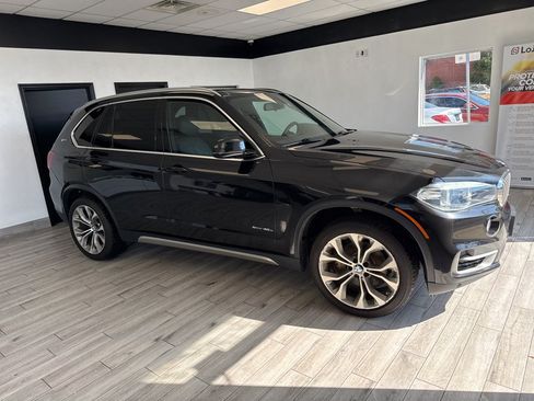 Used 2017 BMW X5 xDrive40e AWD/4WD image 3