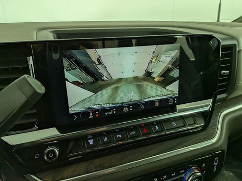 New 2025 GMC Sierra 2500 SLT w/ SLT Premium Package image 22