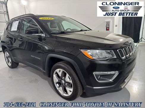 Used 2019 Jeep Compass Limited image 1