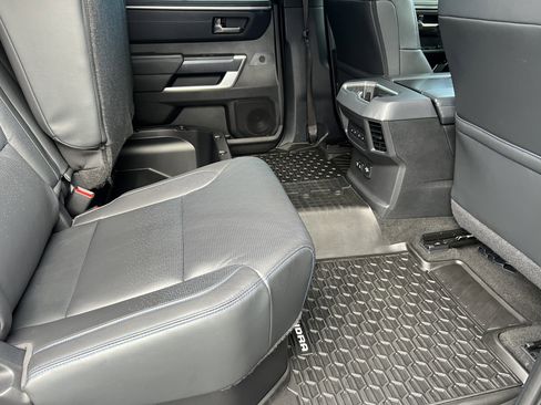 Used 2022 Toyota Tundra Platinum image 19