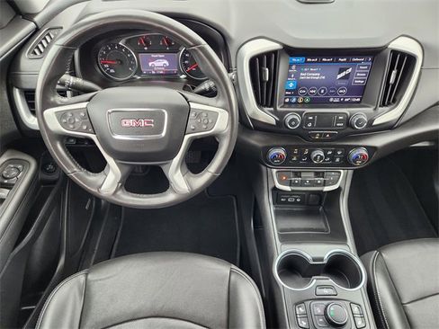 Used 2022 GMC Terrain SLT w/ Infotainment Package II image 27