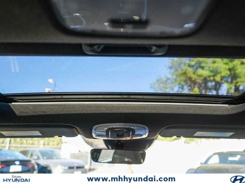 New 2026 Hyundai Elantra SEL Sport FWD image 18