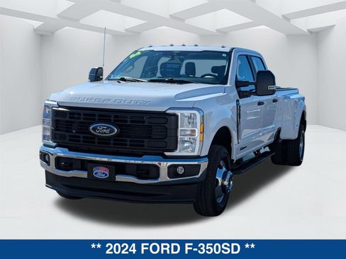Used 2024 Ford F350 XL image 7