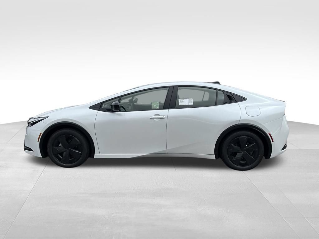 New 2027 Toyota Prius Plug-In Hybrid FWD image 2